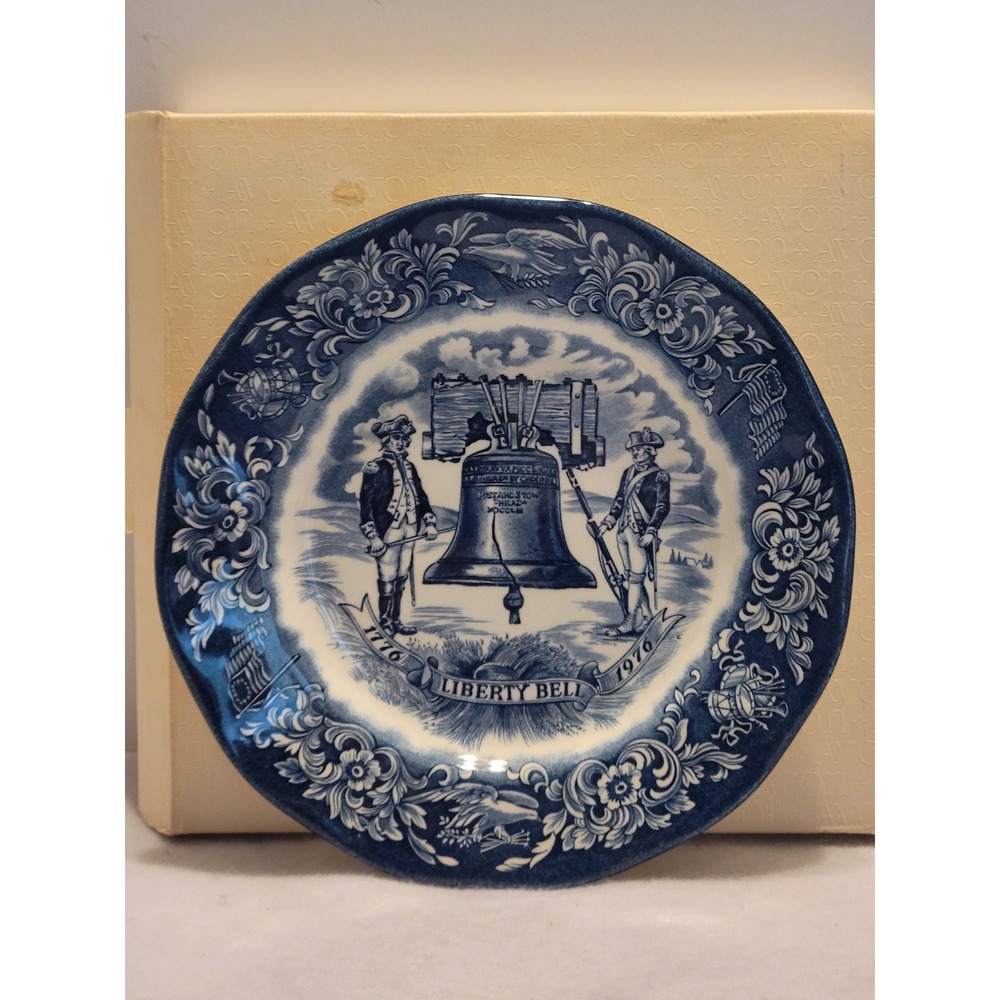 Avon Liberty Bell Bicentennial Plate Vintage 1976 Wedgwood England Blue White